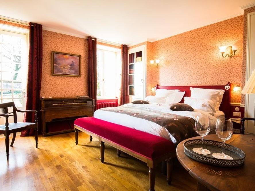 Le Prieure Saint Agnan Hotel Cosne-Cours-Sur-Loire Room photo
